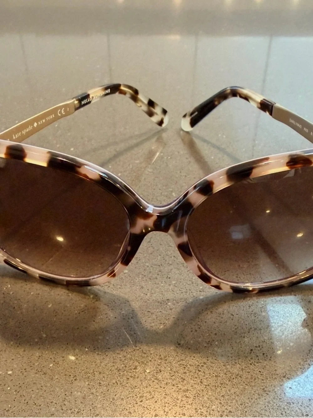 Kate Spade Darilynn’s Oversized Sunglasses Purple Tortoise w/ Case & Cloth
